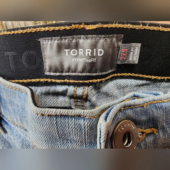 Torrid Jeans 22 Short - Picture 3 of 9